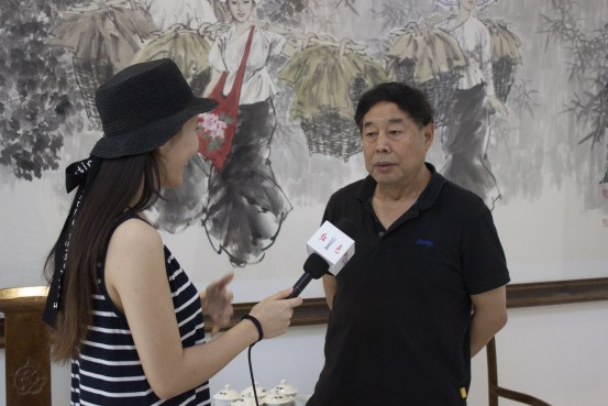 中国美术家协会理事苗再新老师接受神笔奖网山东频道活动现场采访