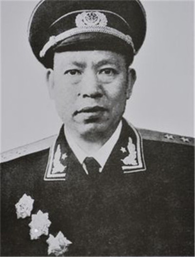 丁秋生中将