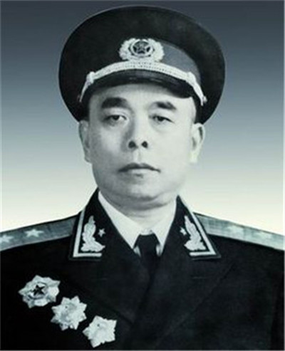 赖毅中将