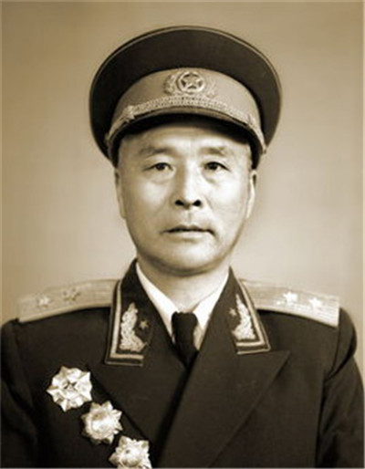 梁从学中将