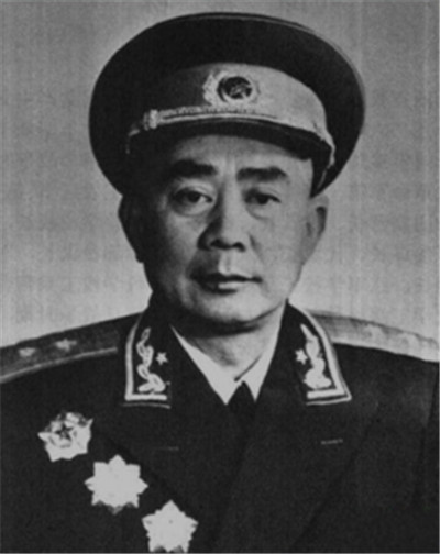 谭甫仁中将