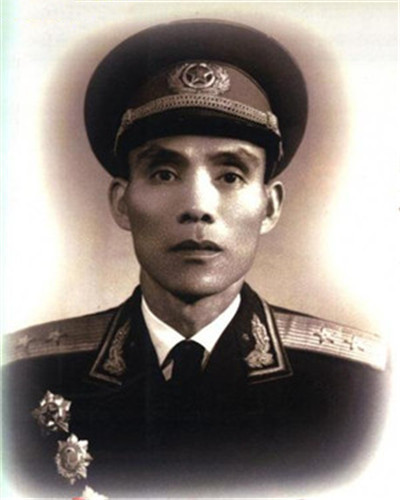 韦杰中将