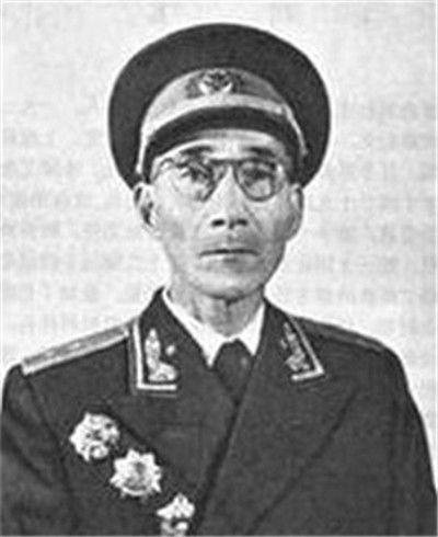 汤平中将