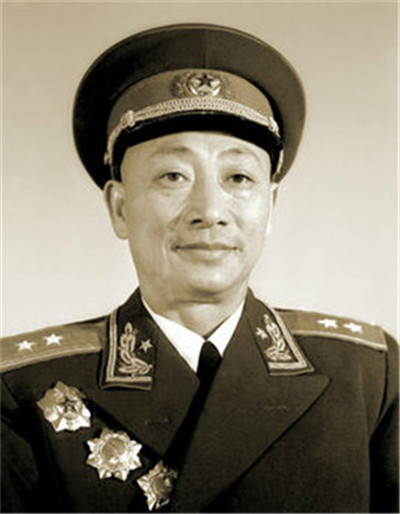 徐深吉中将