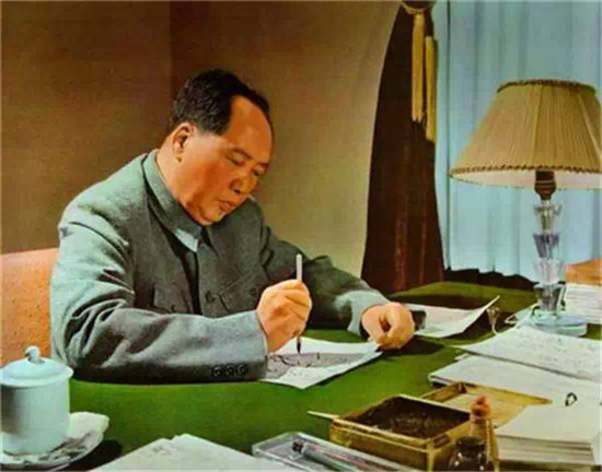 毛泽东主席年轻时的字迹，颠覆认知！