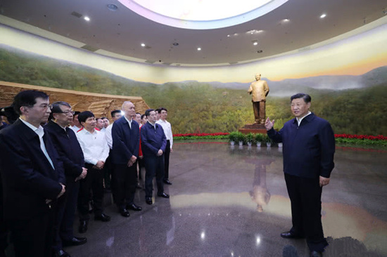 习近平视察北京香山革命纪念地