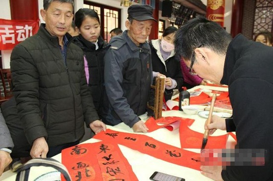 潍坊市美术馆开展“我们的中国梦·文化进万家”活动