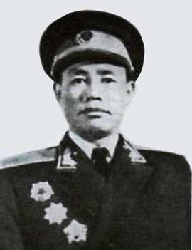 邓岳少将