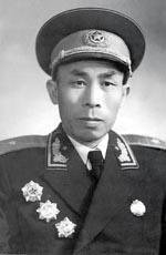 张英辉少将