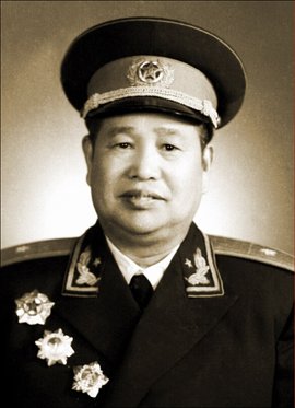 郑大林少将