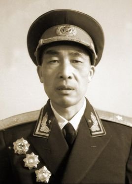 张潮夫少将